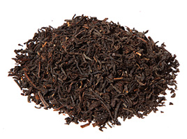 feuilles de thé noir séchées